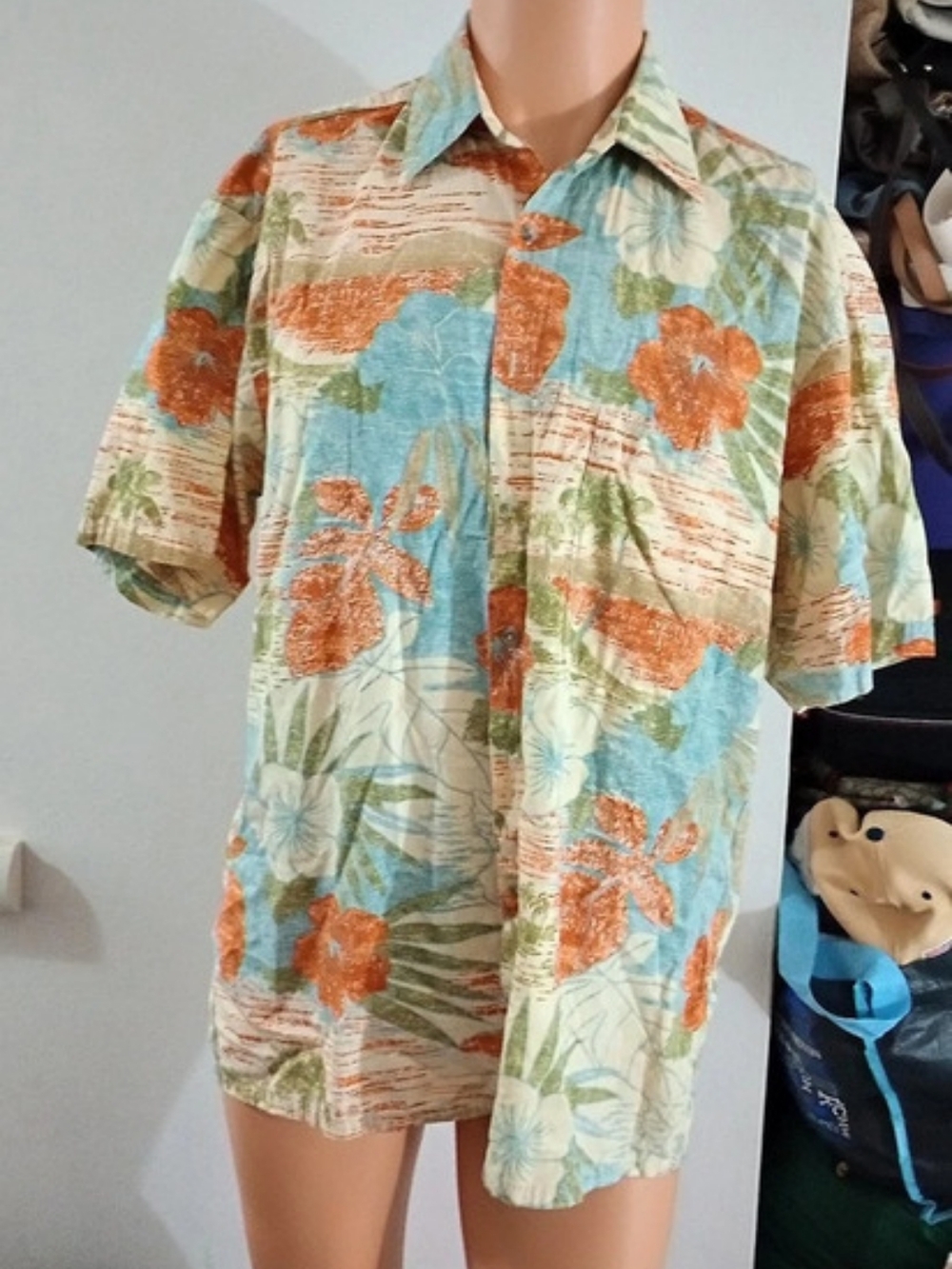 Pierre Cardin Floral Short Sleeve Shirt in Green & Blue Size Medium